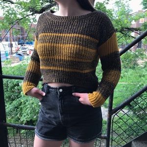 Cropped BDG striped sweater